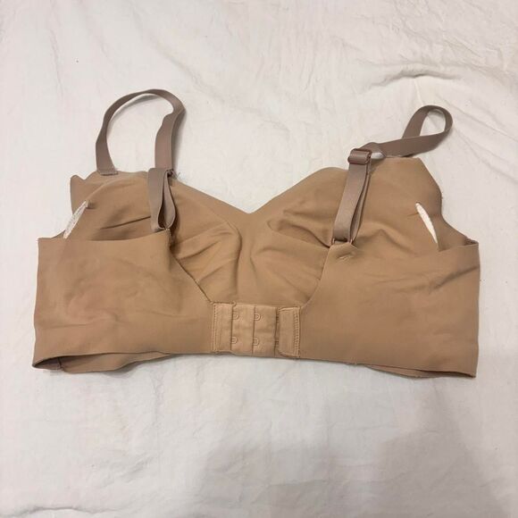 AERIE Seamless Nude Everyday Intimates Comfy Medium Girls Women's Tan Bra - Picture 2 of 2